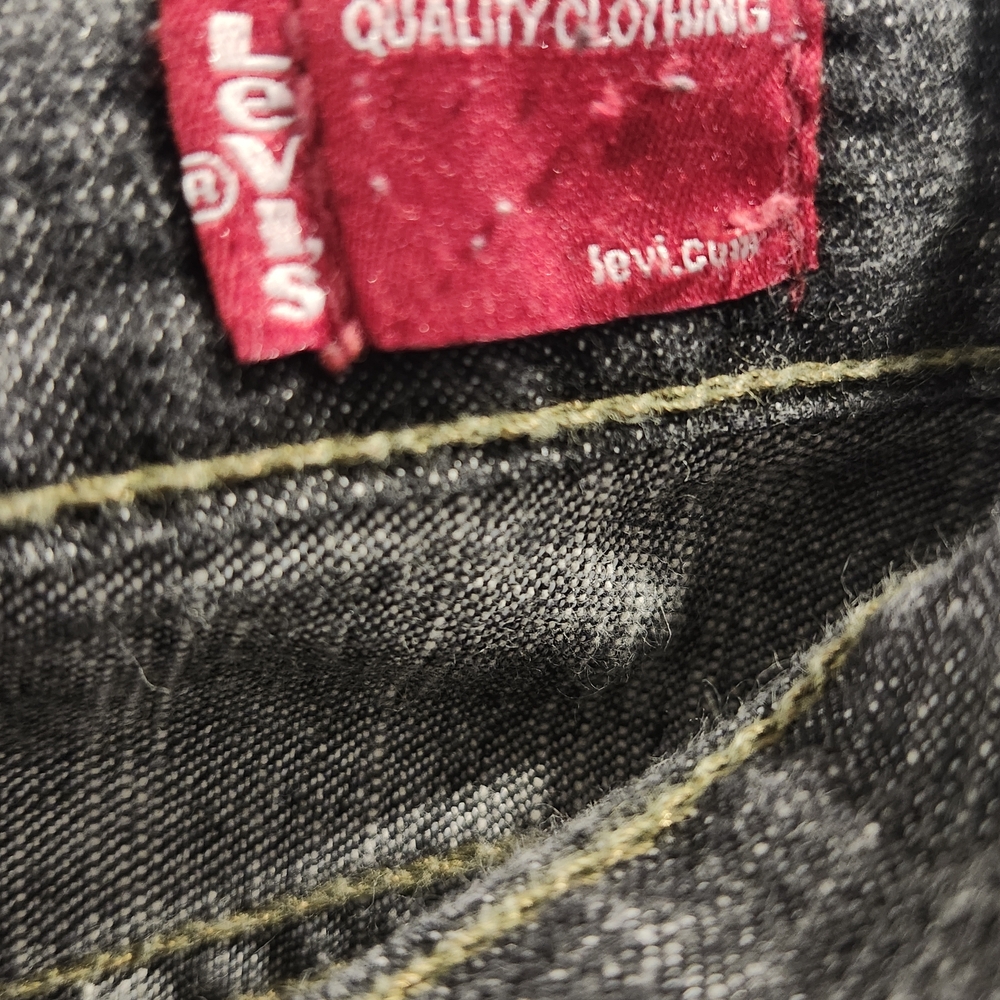 Levi's Women's Black Jeans - Picture 4 of 5